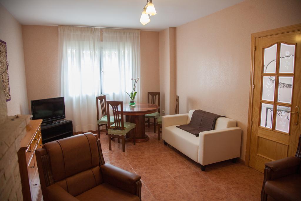 Casa Rural Marchena Navahermosa  外观 照片